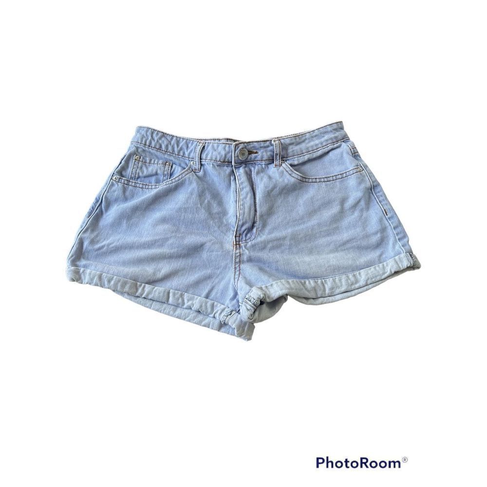 Forever21 Womens Denim Shorts Waist 28" Rise 10" Light Wash